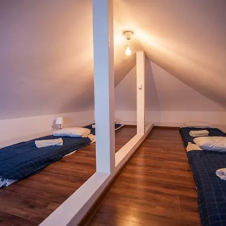 Sleeping Point Porajow Warschau
